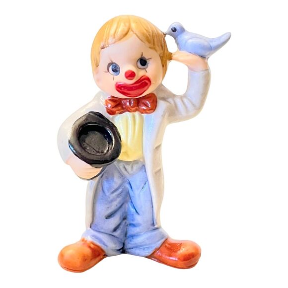 VTG 1985 Enesco Circus CLOWN FIGURINE Magician Hat Blue Bird 3" Porcelain Boy - Picture 7 of 7